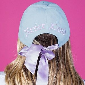 NWT Cakeworthy Peter Pan Wendy Hat